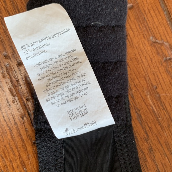 Warner's Women's Blissful Benefits Wireless Lift
T-Shirt Bra Black Size 38C - Picture 7 of 9